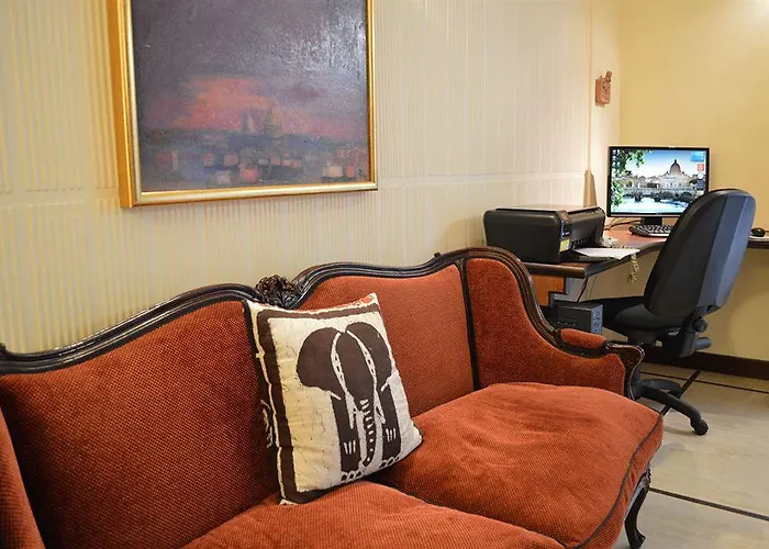 Prati Aparthotel 3*